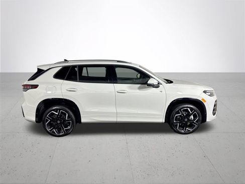 New 2026 Volkswagen Tiguan SEL R-Line AWD/4WD image 5