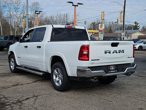 New 2026 RAM 1500 Big Horn AWD/4WD image 11