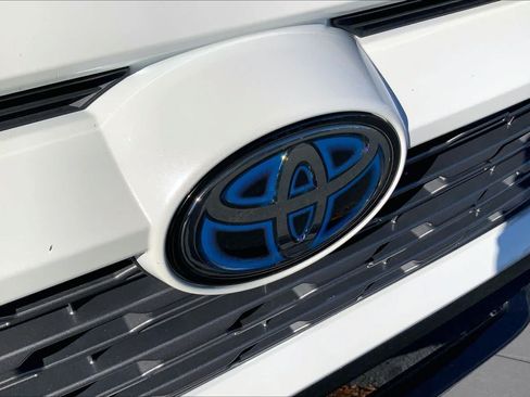 Used 2020 Toyota RAV4 XSE w/ XSE Grade Weather Package AWD/4WD image 32