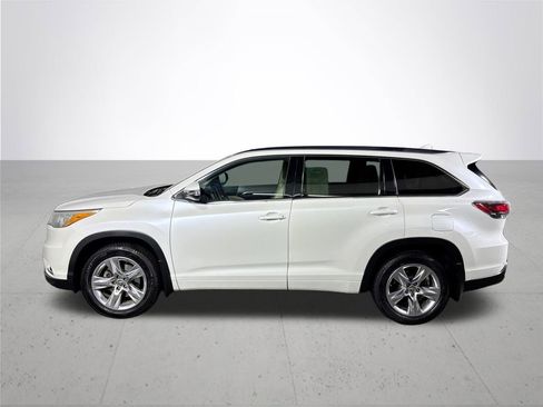 Used 2016 Toyota Highlander Limited Platinum image 9