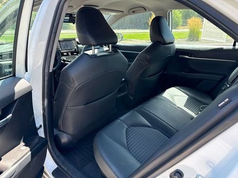 Used 2023 Toyota Camry SE FWD image 17