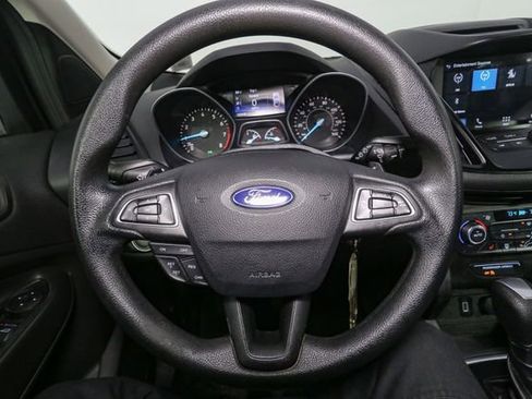 Used 2017 Ford Escape SE w/ Equipment Group 201A image 24