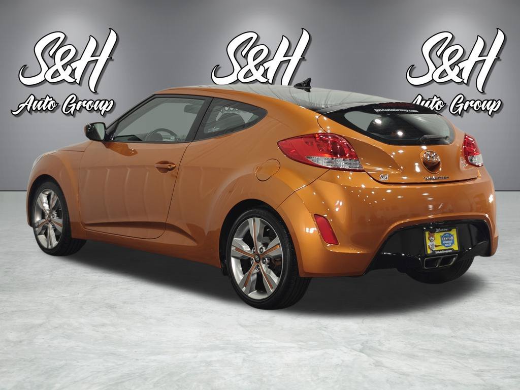 Used 2016 Hyundai Veloster w/ Option Group 02 FWD image 16
