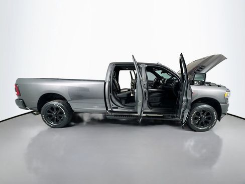 Used 2024 RAM 3500 Laramie w/ Night Edition image 30