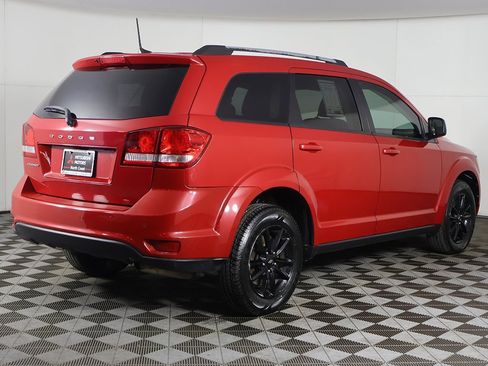 Used 2019 Dodge Journey SE image 7