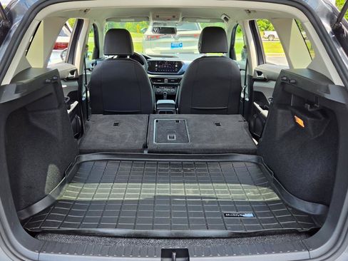 Certified 2022 Volkswagen Taos SE AWD/4WD image 63