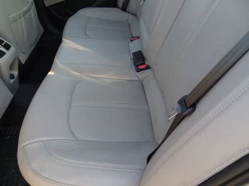 Used 2018 Hyundai Sonata Limited image 21