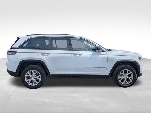 Used 2022 Jeep Grand Cherokee Limited AWD/4WD image 8