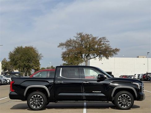Used 2024 Toyota Tundra Limited image 3