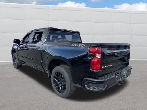 Used 2022 Chevrolet Silverado 1500 Custom image 3
