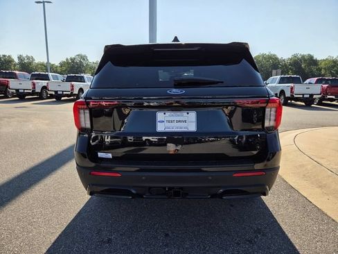 New 2026 Ford Explorer ST-Line RWD image 10