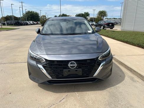 Used 2025 Nissan Sentra S FWD image 7