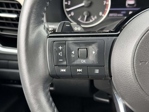 Used 2023 Nissan Rogue SL w/ SL Premium Package AWD/4WD image 9