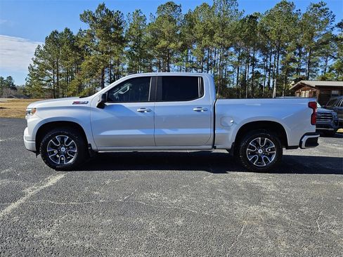 Used 2022 Chevrolet Silverado 1500 RST image 4