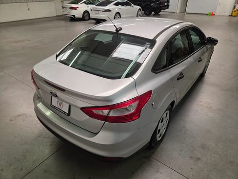 Used 2014 Ford Focus S FWD image 7