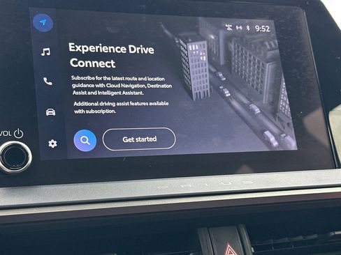 Certified 2024 Toyota Prius Prime SE image 21