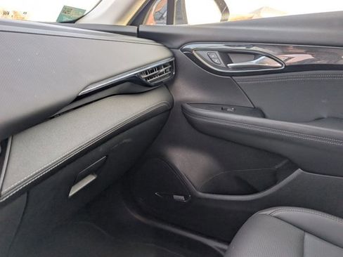Used 2024 Buick Envision Preferred image 28