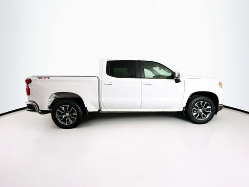 Used 2024 Chevrolet Silverado 1500 LT image 10