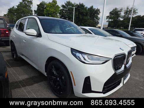 New 2026 BMW X3 xDrive30i w/ Premium Package AWD/4WD image 1