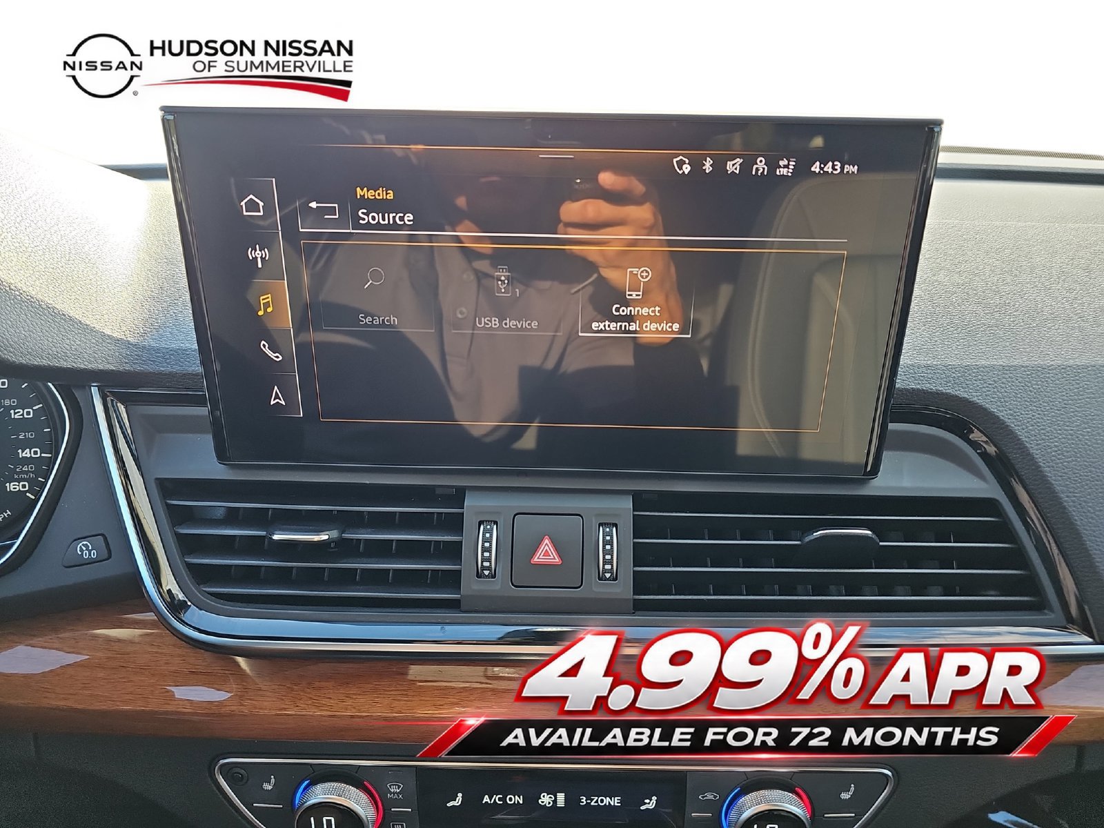 Used 2023 Audi Q5 2.0T Premium w/ Convenience Package AWD/4WD image 21