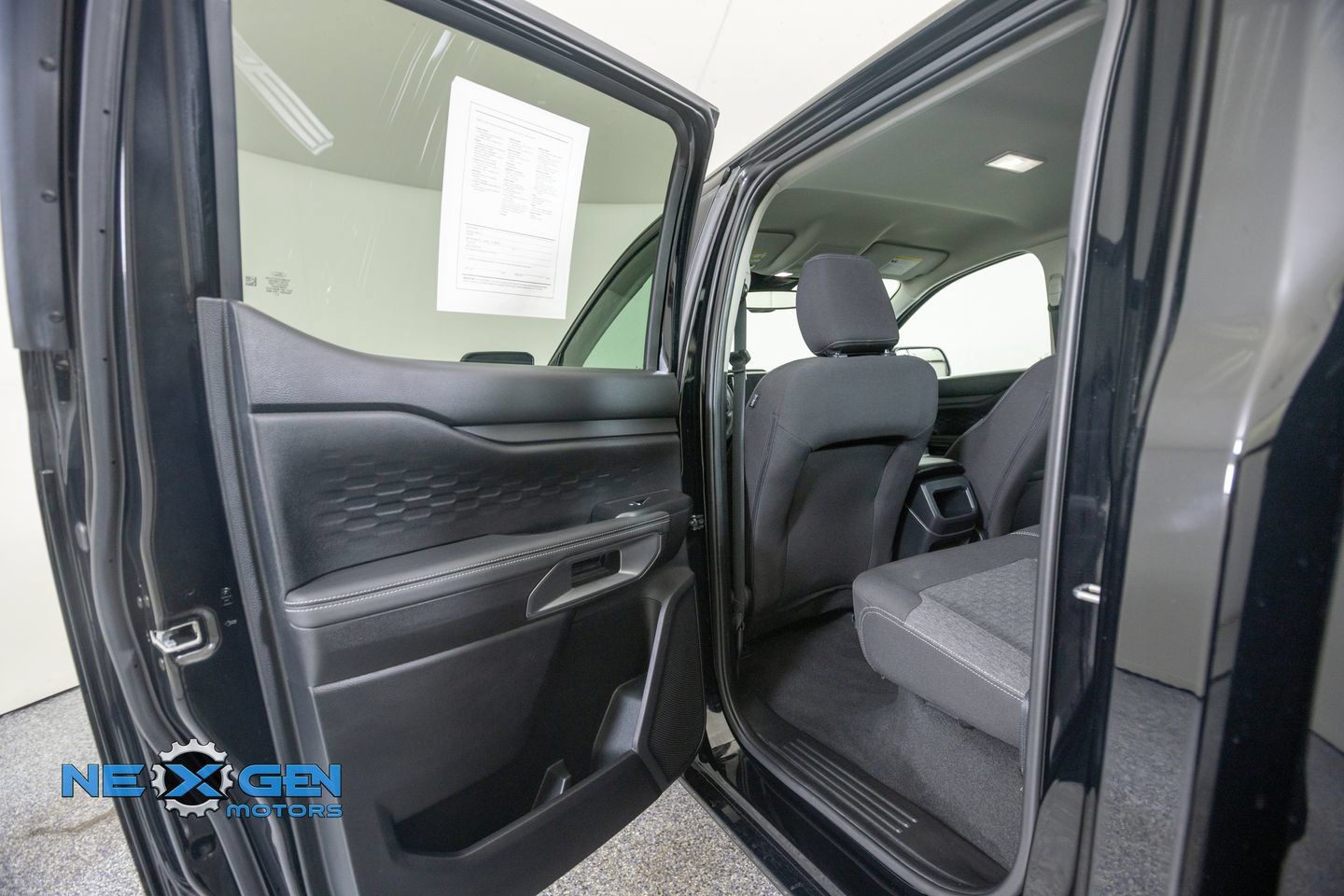 Used 2024 Ford Ranger XLT w/ Advanced Towing Package AWD/4WD image 28