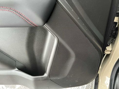 Used 2023 Chevrolet Colorado Z71 w/ Z71 Convenience Package 2 image 24