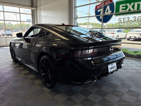 Used 2023 Nissan Z w/ Floor Mat Package (L93) RWD image 4