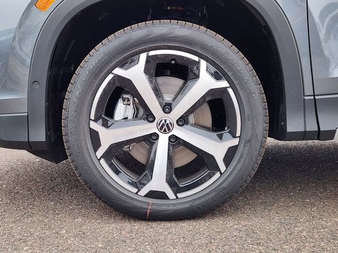 New 2026 Volkswagen Tiguan SE AWD/4WD image 8