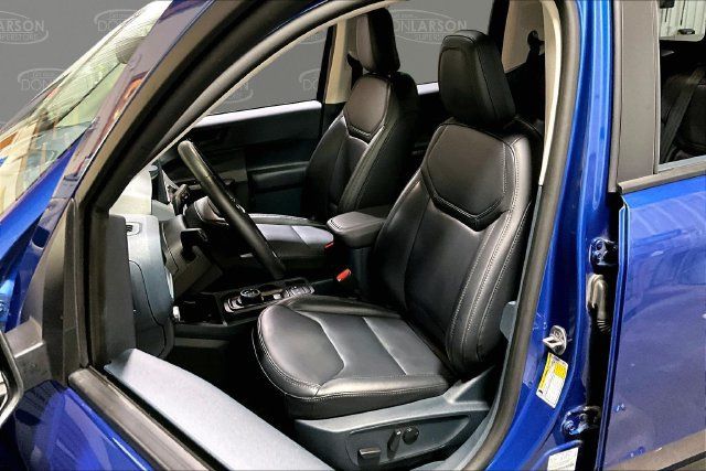 Used 2024 Ford Maverick Lariat w/ Black Appearance Package FWD image 16