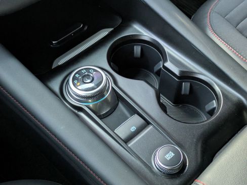 Used 2025 Ford Explorer ST-Line image 19