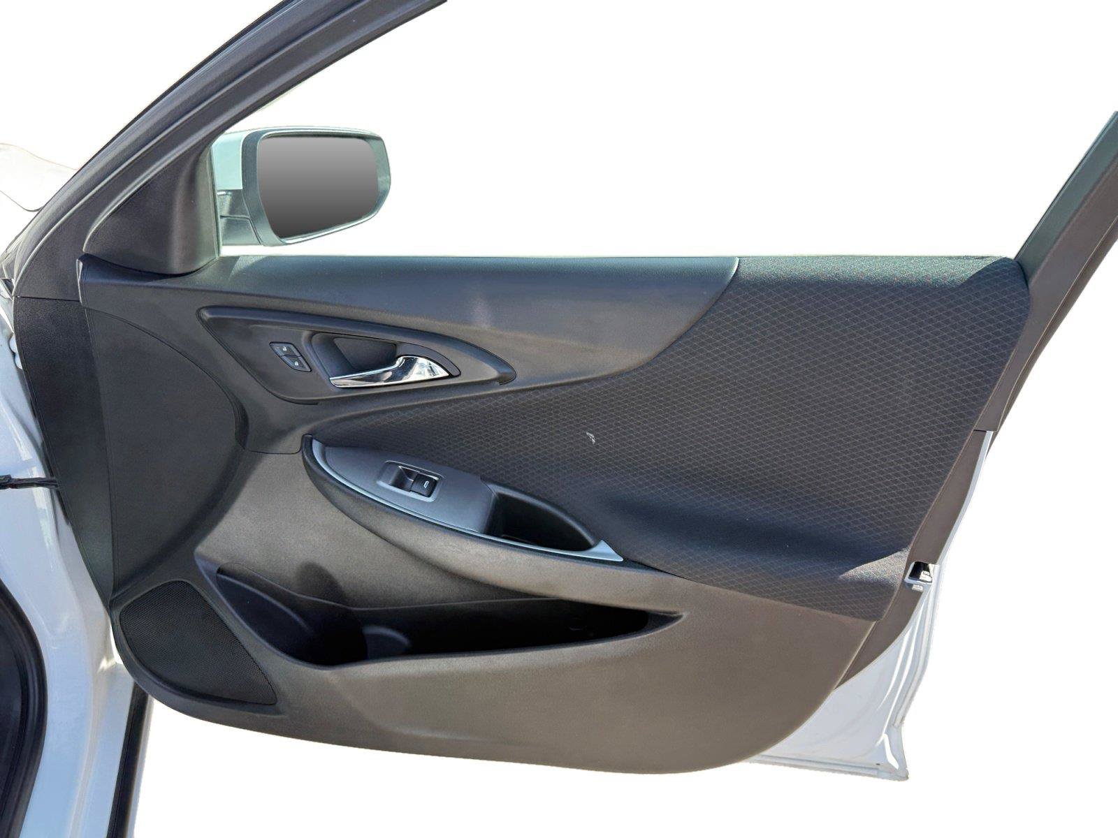 Used 2024 Chevrolet Malibu LT w/ Sport Edition FWD image 23