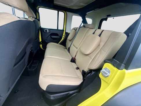 Used 2023 Jeep Wrangler Unlimited AWD/4WD image 27