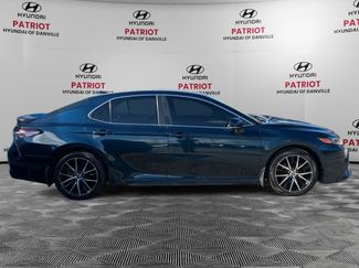 Used 2021 Toyota Camry SE w/ Convenience Package video 2