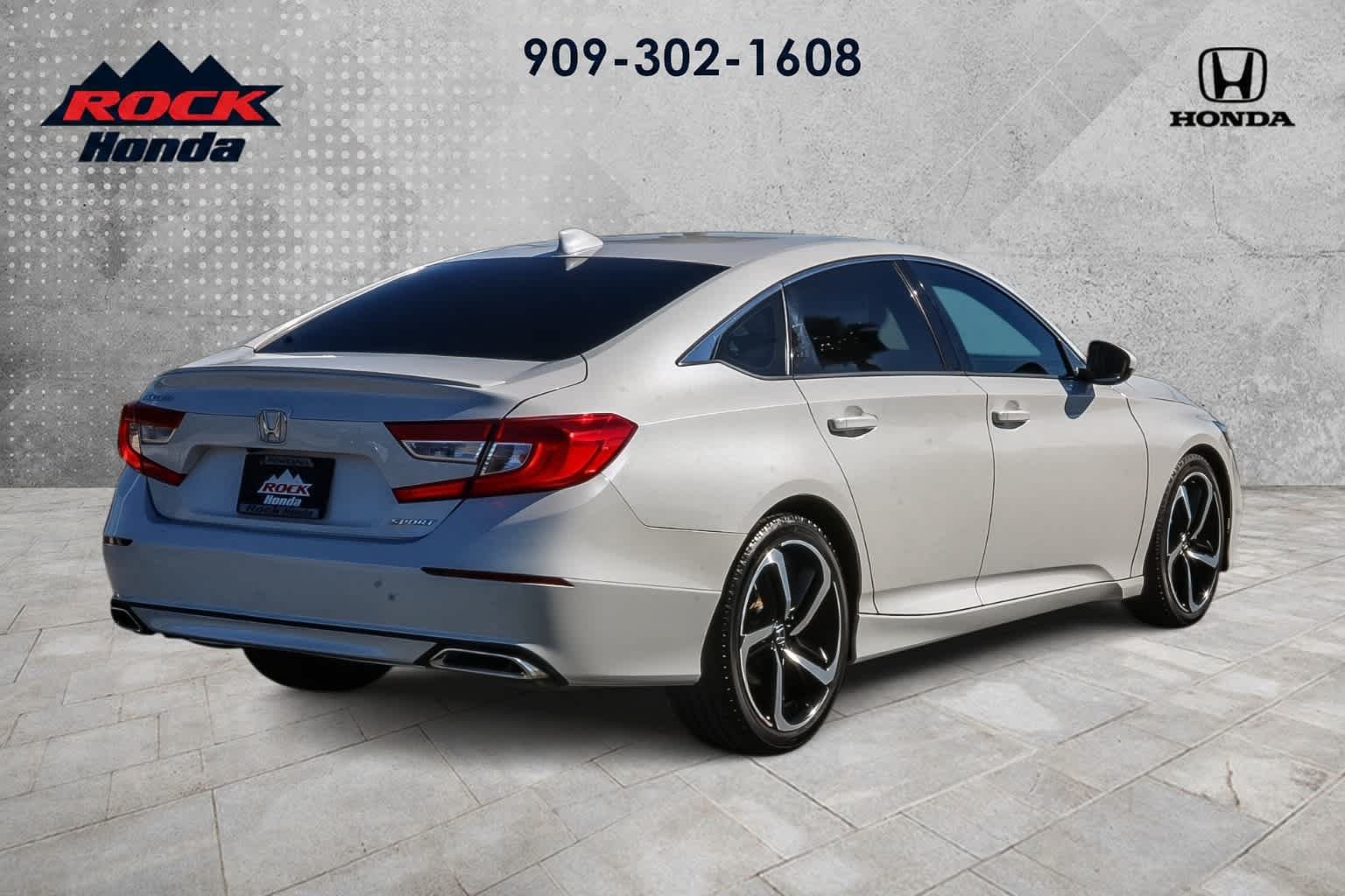 Used 2019 Honda Accord Sport image 4