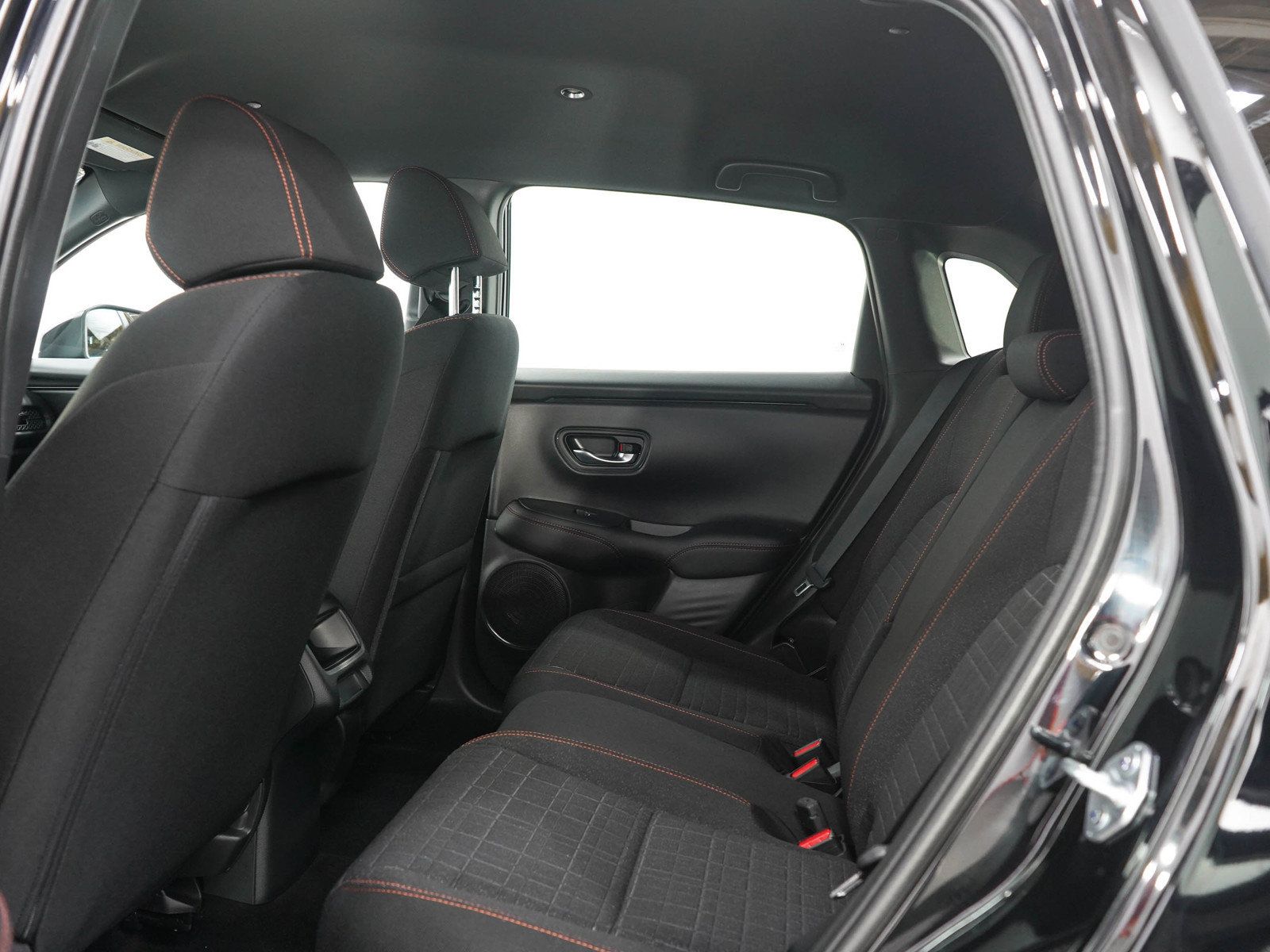 Used 2027 Honda HR-V Sport image 14