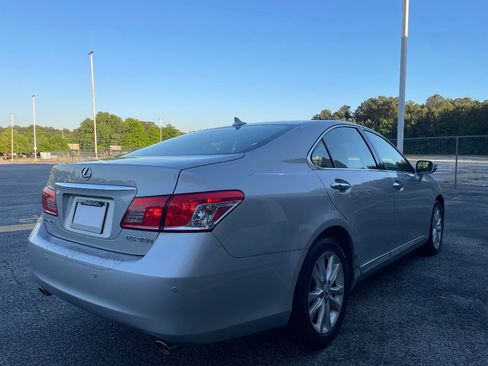 Used 2010 Lexus ES 350 w/ Luxury Package image 6