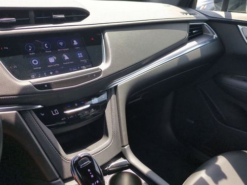 Used 2023 Cadillac XT5 Luxury FWD image 13