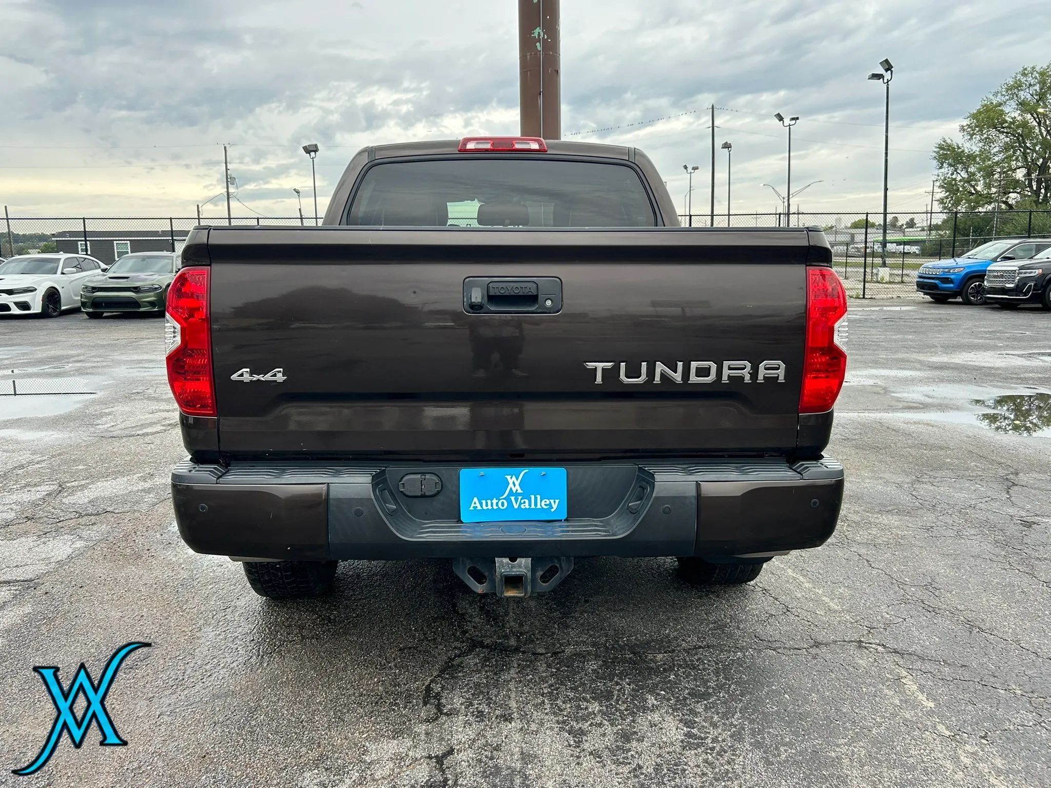Used 2019 Toyota Tundra 1794 Edition AWD/4WD image 6