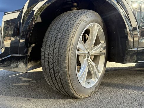 Used 2021 Audi Q8 Premium Plus image 35