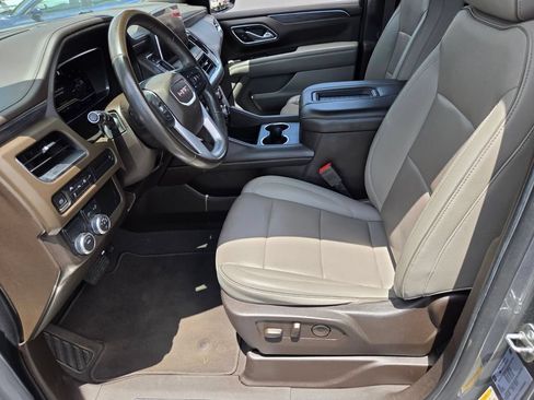 Used 2022 GMC Yukon XL SLT RWD image 9