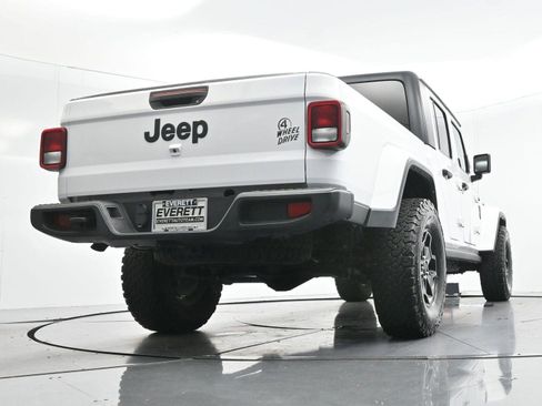 Used 2022 Jeep Gladiator Sport AWD/4WD image 44