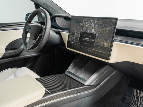 Used 2026 Tesla Model X Plaid AWD/4WD image 30