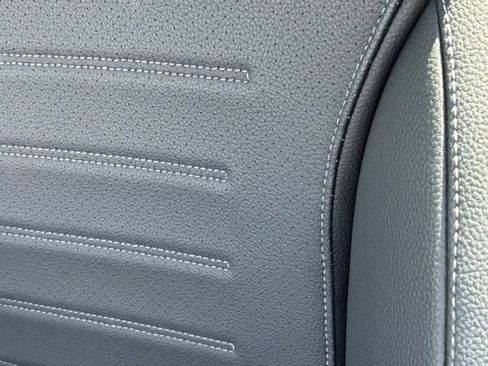 Used 2023 Mercedes-Benz C 300 4MATIC Sedan image 29