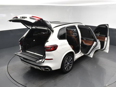 Used 2023 BMW X5 xDrive45e w/ Executive Package AWD/4WD image 24