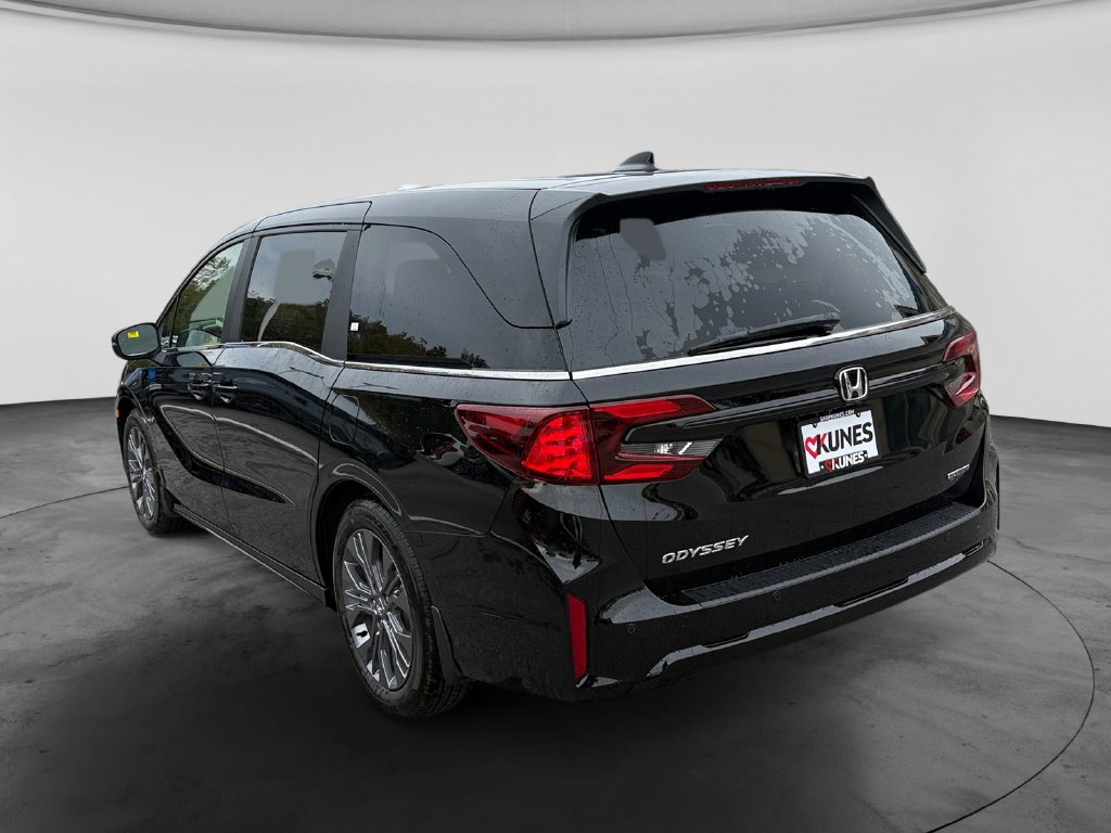 New 2027 Honda Odyssey Touring image 7