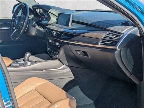 Used 2017 BMW X6 M image 24
