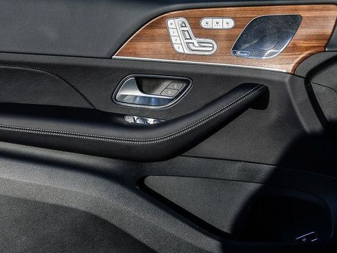 New 2026 Mercedes-Benz GLE 450 4MATIC image 21