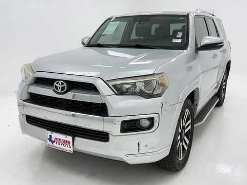 Used 2018 Toyota 4Runner Limited AWD/4WD image 4