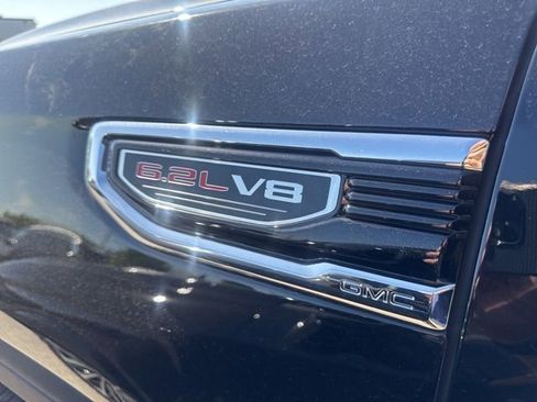 Used 2023 GMC Sierra 1500 Denali w/ Denali Reserve Package AWD/4WD image 9