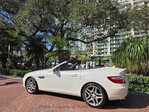 Used 2014 Mercedes-Benz SLK 250 image 7